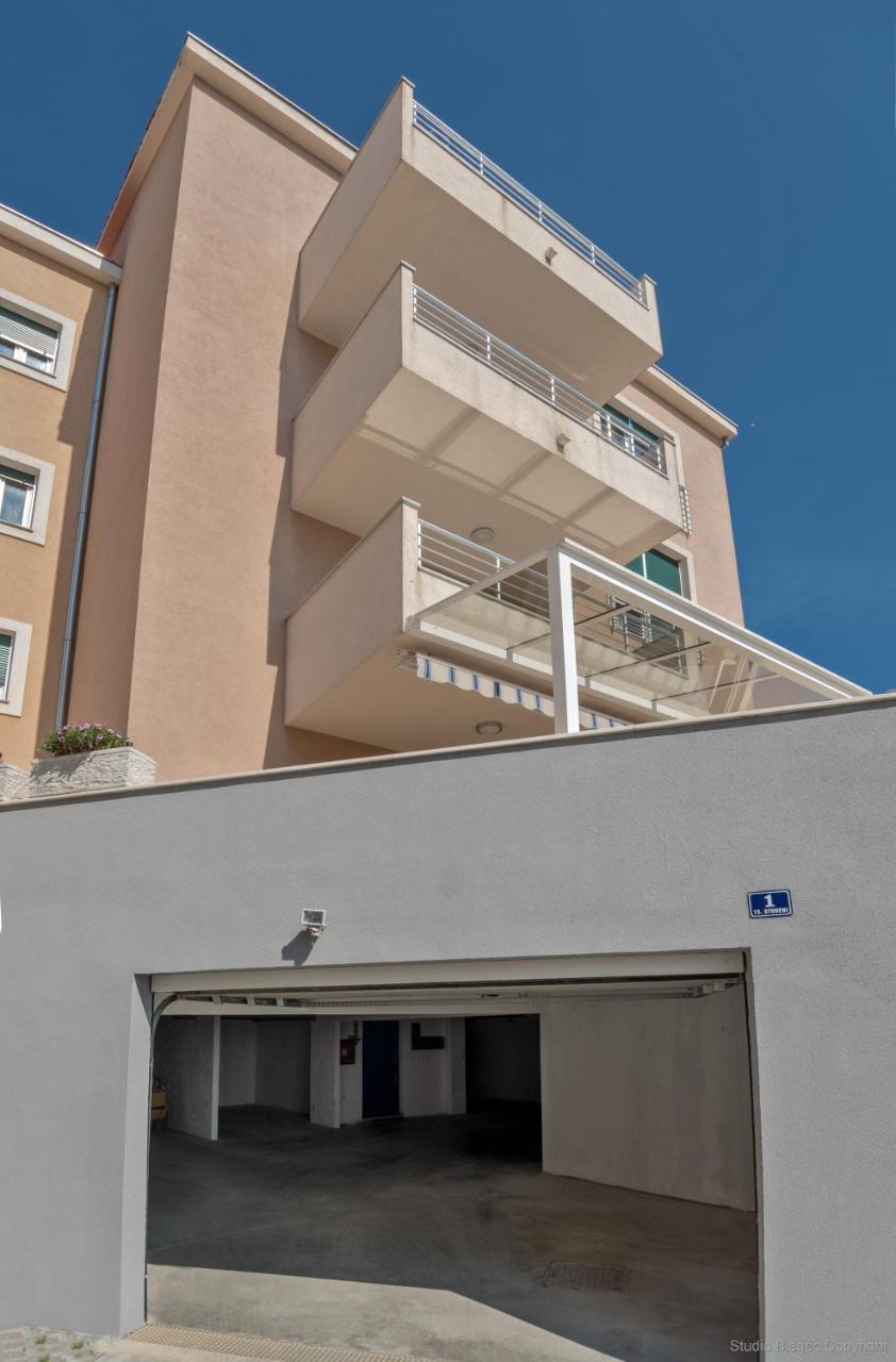 4Me Apartments Vranjic Luaran gambar