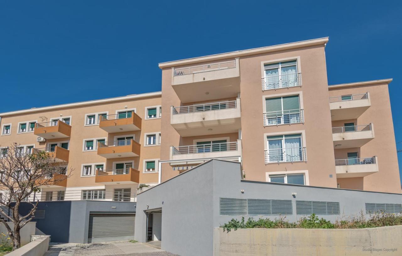 4Me Apartments Vranjic Luaran gambar