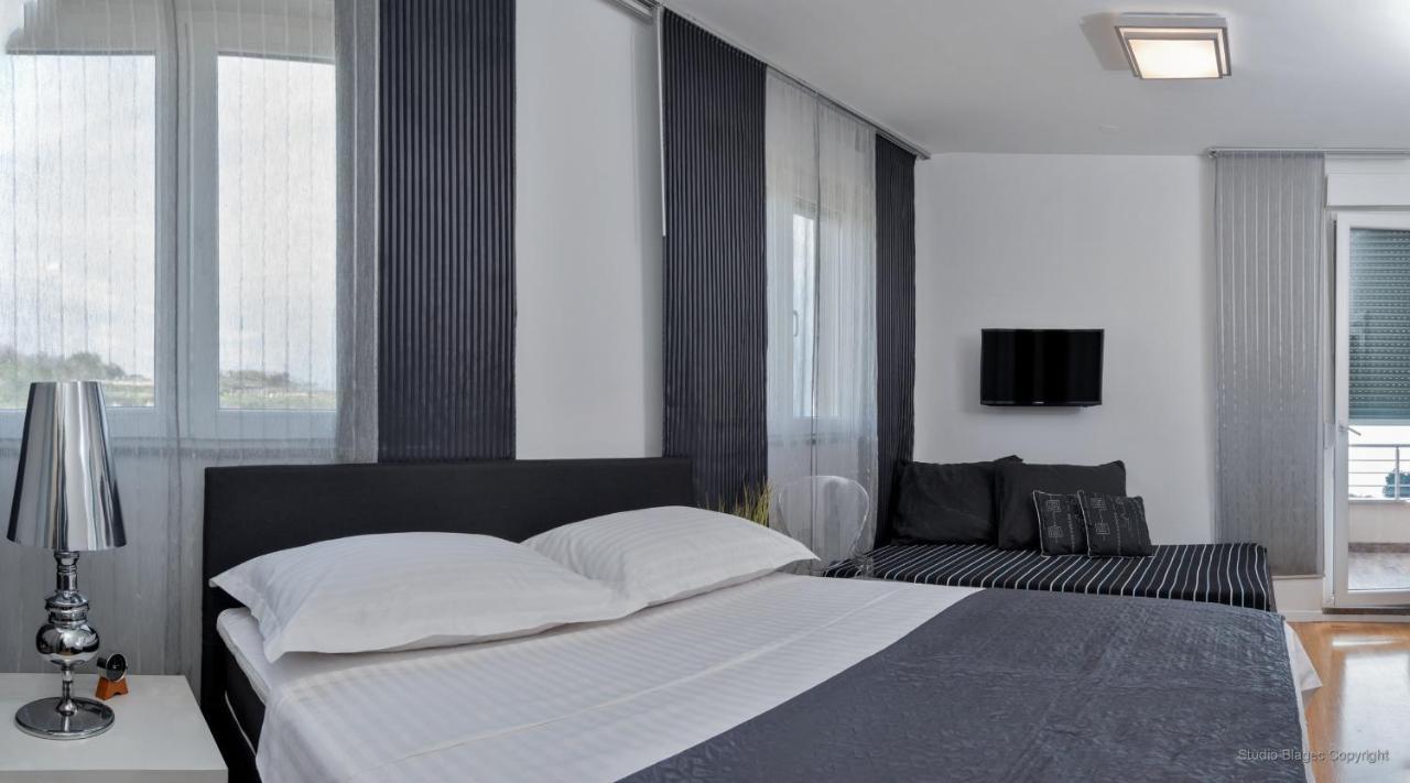 4Me Apartments Vranjic Luaran gambar