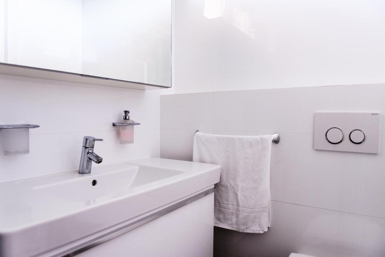 4Me Apartments Vranjic Luaran gambar