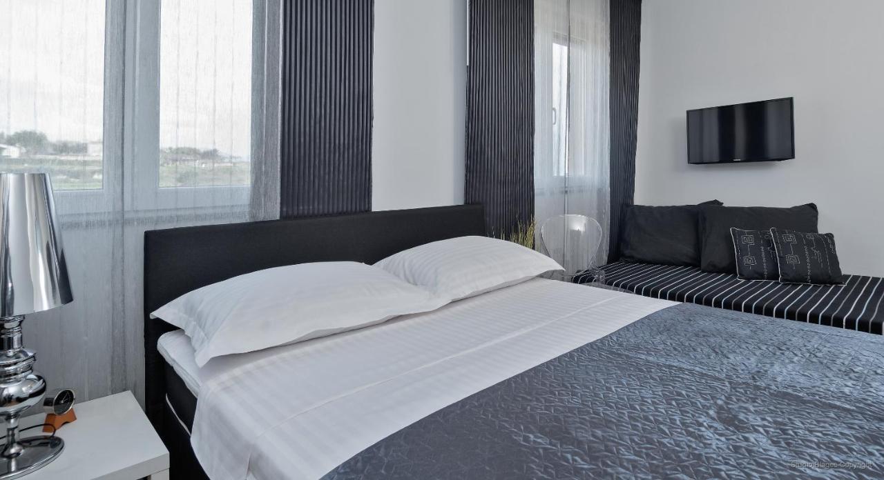 4Me Apartments Vranjic Luaran gambar